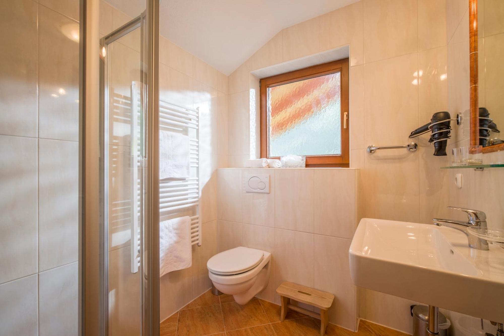Landhaus Gasser Майрхофен Номер фото