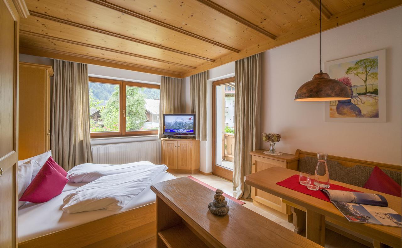 Landhaus Gasser Майрхофен Экстерьер фото