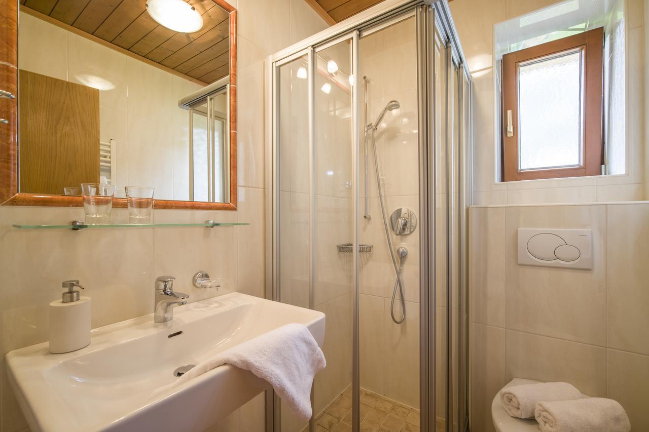 Landhaus Gasser Майрхофен Номер фото