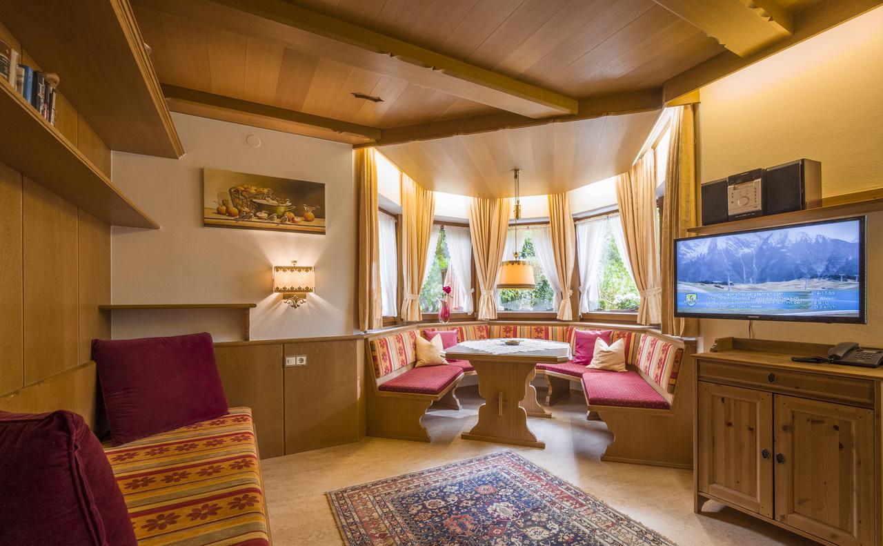 Landhaus Gasser Майрхофен Номер фото